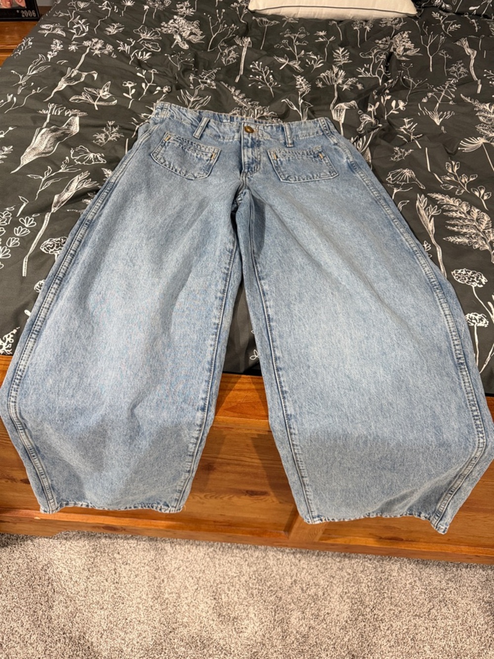 Old Navy Light Blue High-Rise Baggy Wide-Leg Jeans